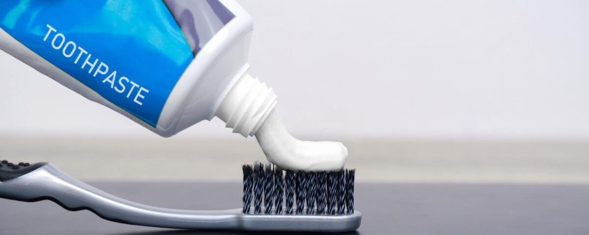cea-mai-buna-pasta-de-dinti-fara-fluor