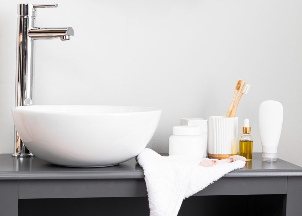 mobilier-baie-cu-lavoar-pe-blat-5